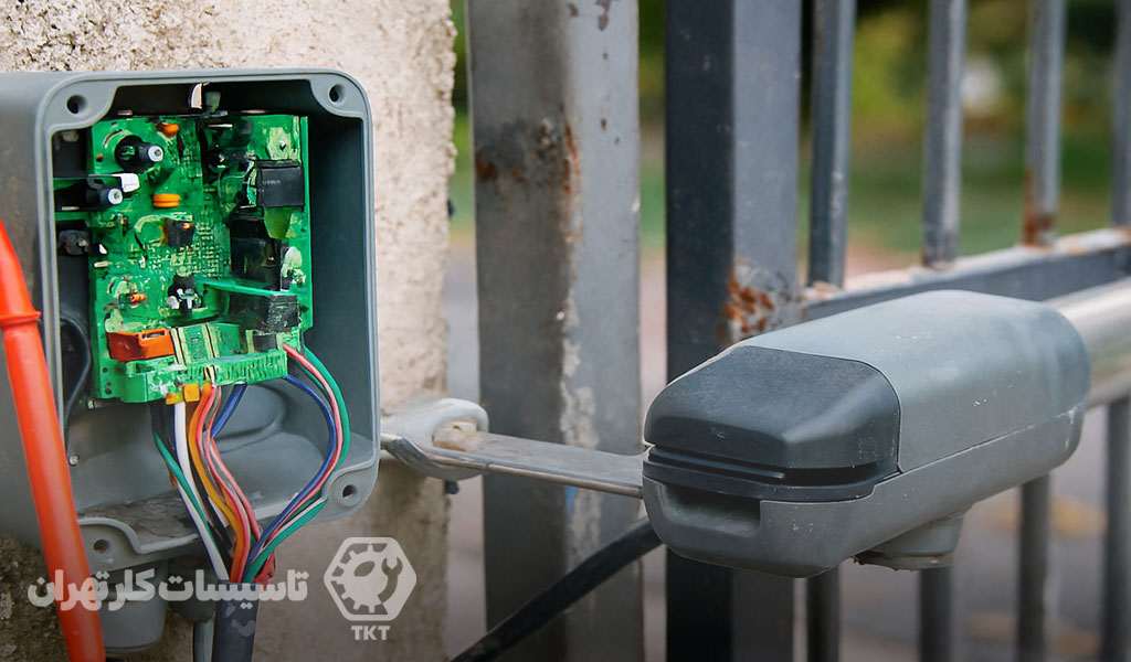 بررسی منظم وضعیت برق و اتصالات جک پارکینگ